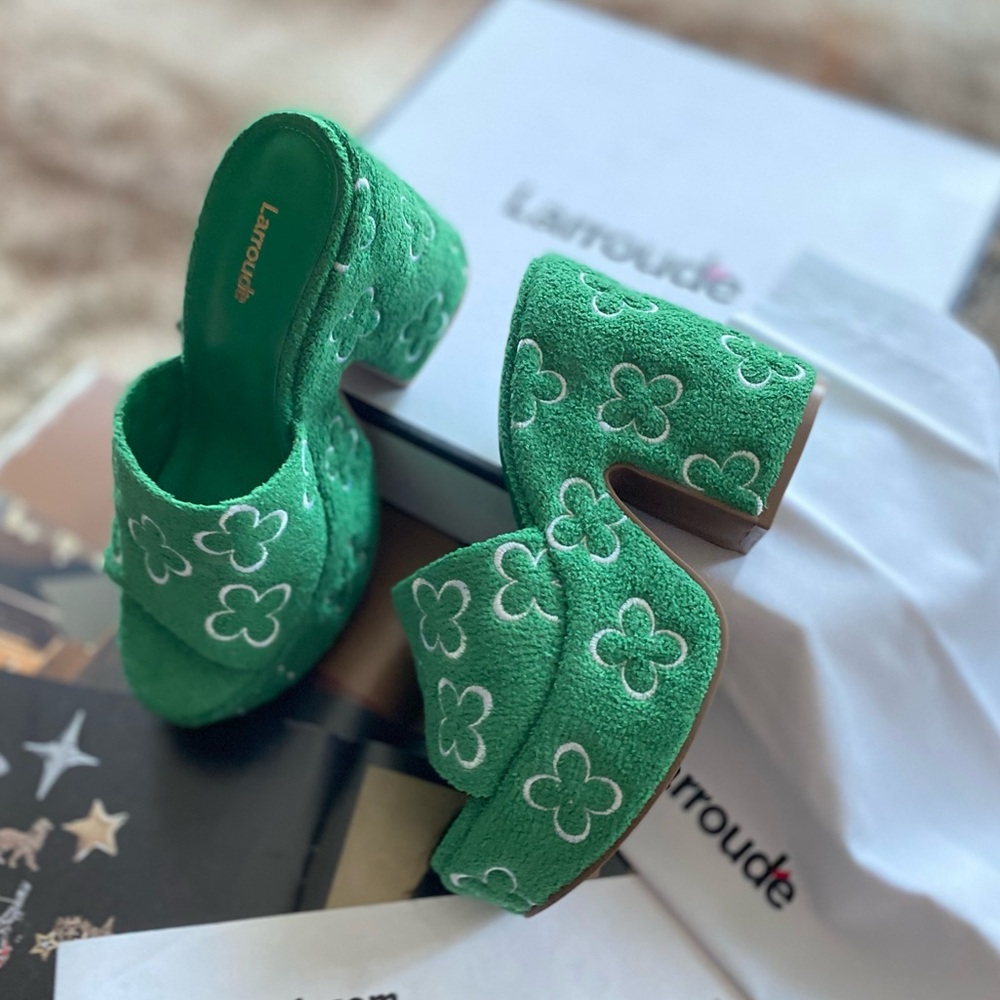 Larroudé Margot Wedge Heels - Picture 2 of 14